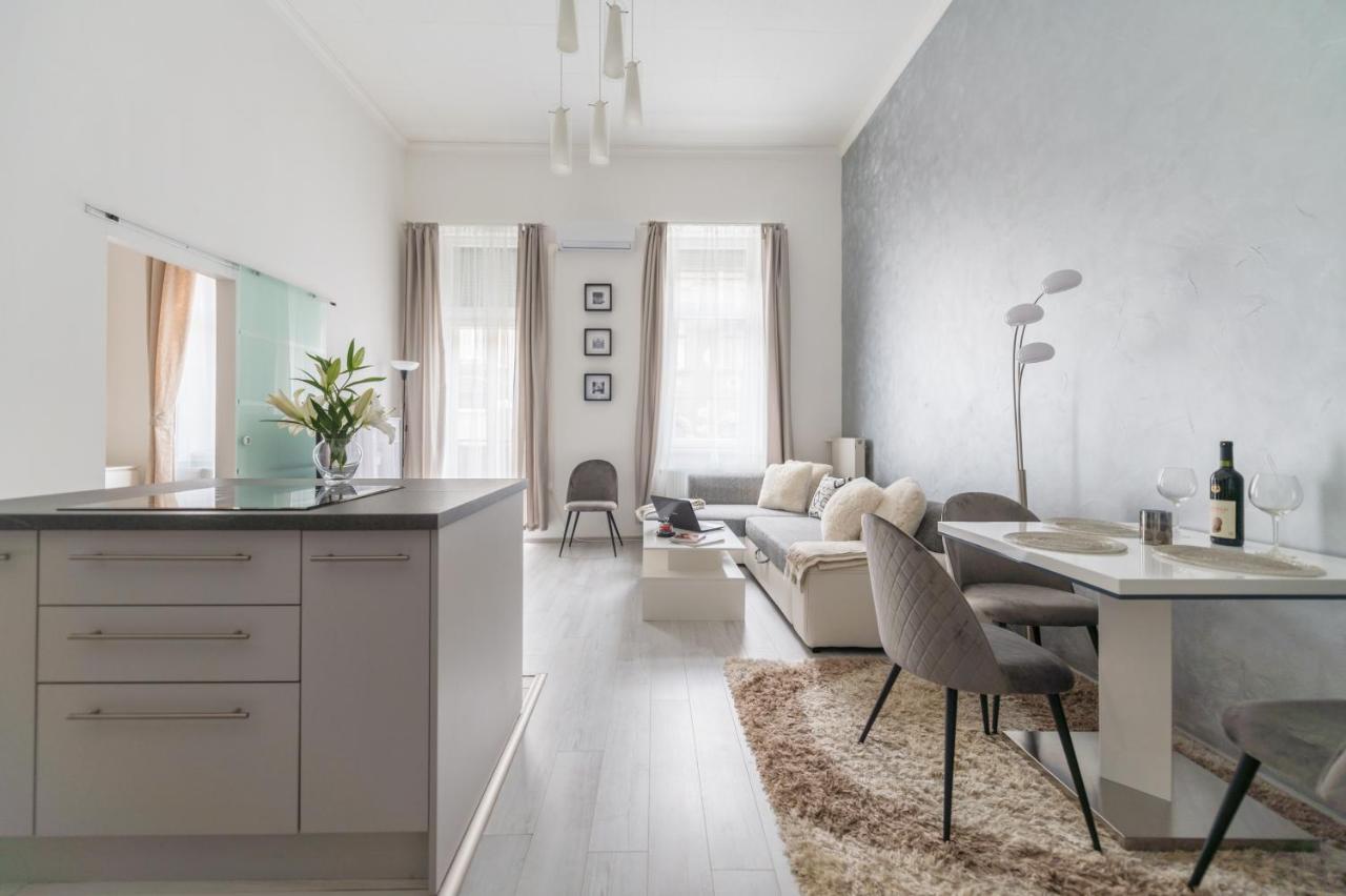 Downtown Gem Aircond Close To Heroes' Square Budapeszt Zewnętrze zdjęcie